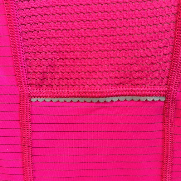 Lululemon Run For Gold LS - Picture 10 of 10